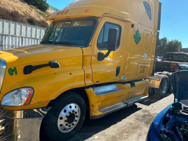 Short Notice: Semi Tractor Sale