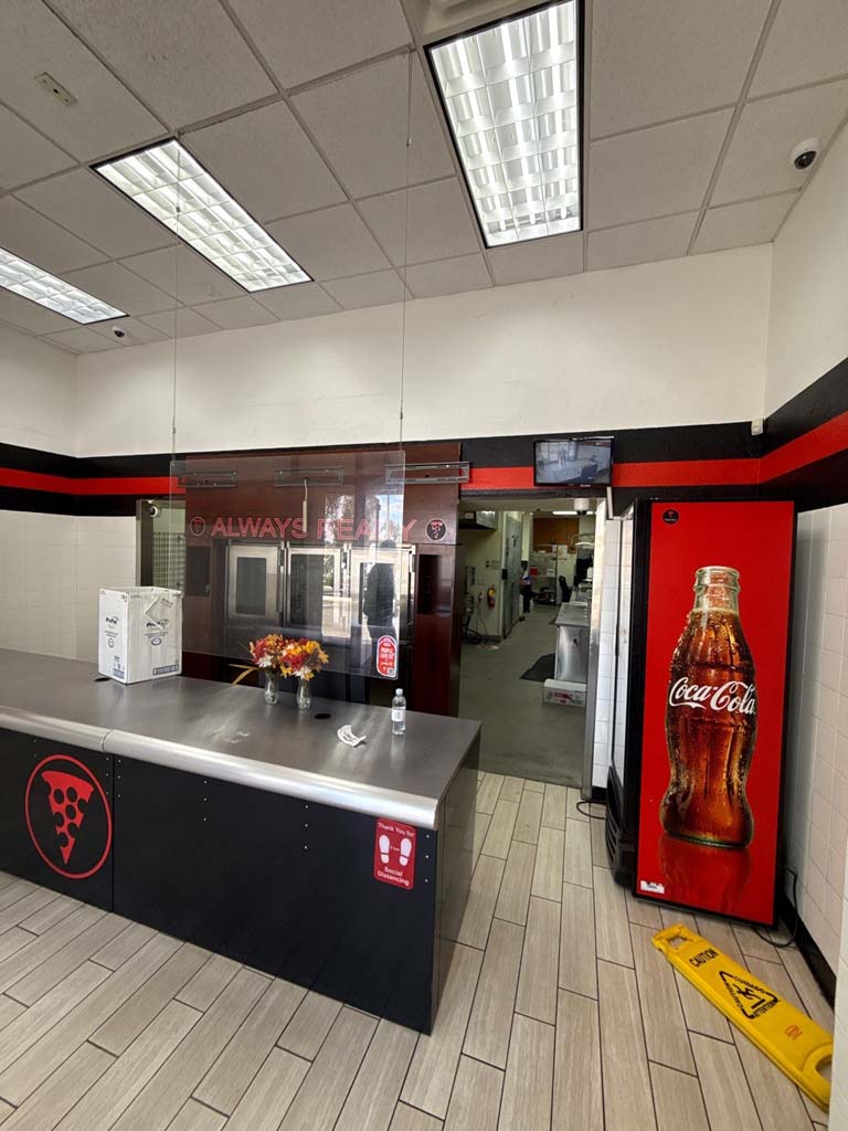 Pizza restaurant auction San Diego – full view of dining and prep area