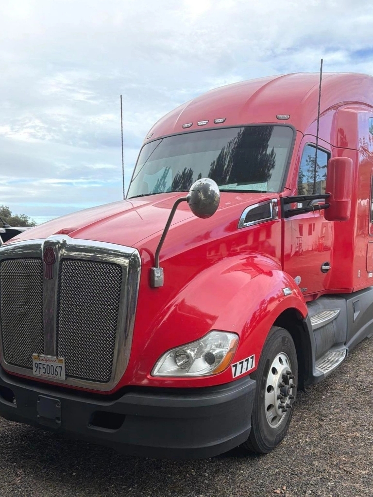 2016 Kenworth T680 Truck