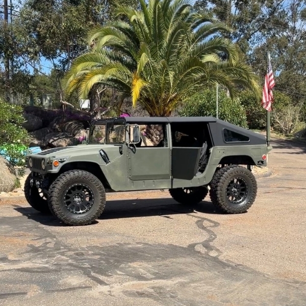 1990 American General H1 Humvee