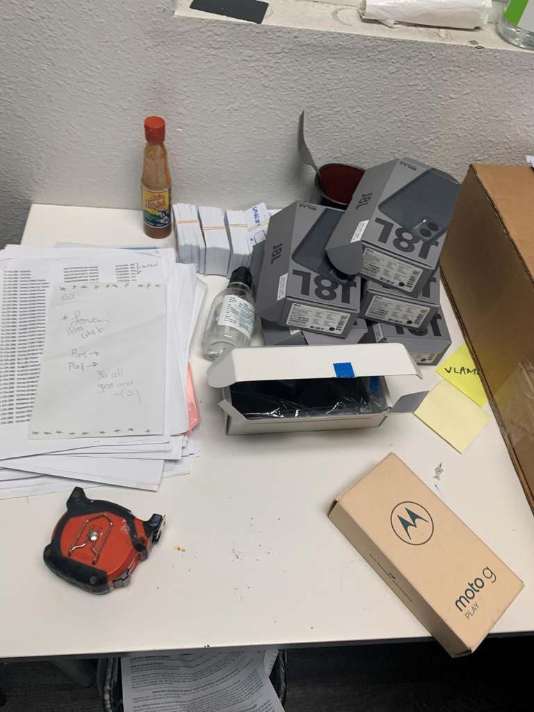 commercial abandoned property cell phone store auction