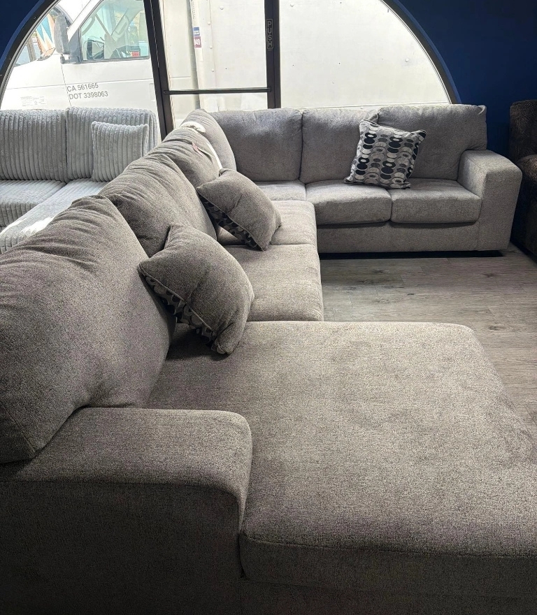 Neutral Fabric Sectional Couch – Brand New Auction Inventory