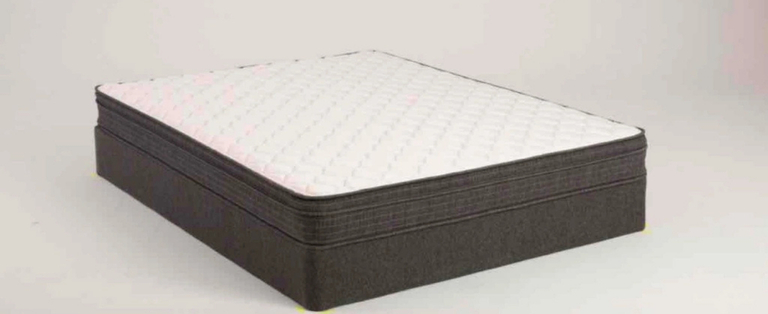 Large Family Room Sectional – No Reserve Furniture Auction