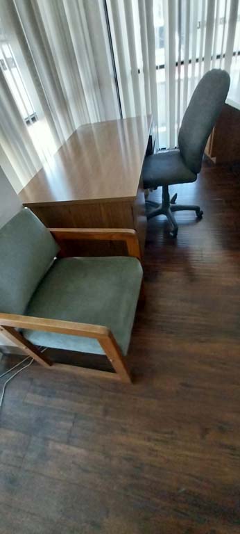 Online dental office auction Paramount