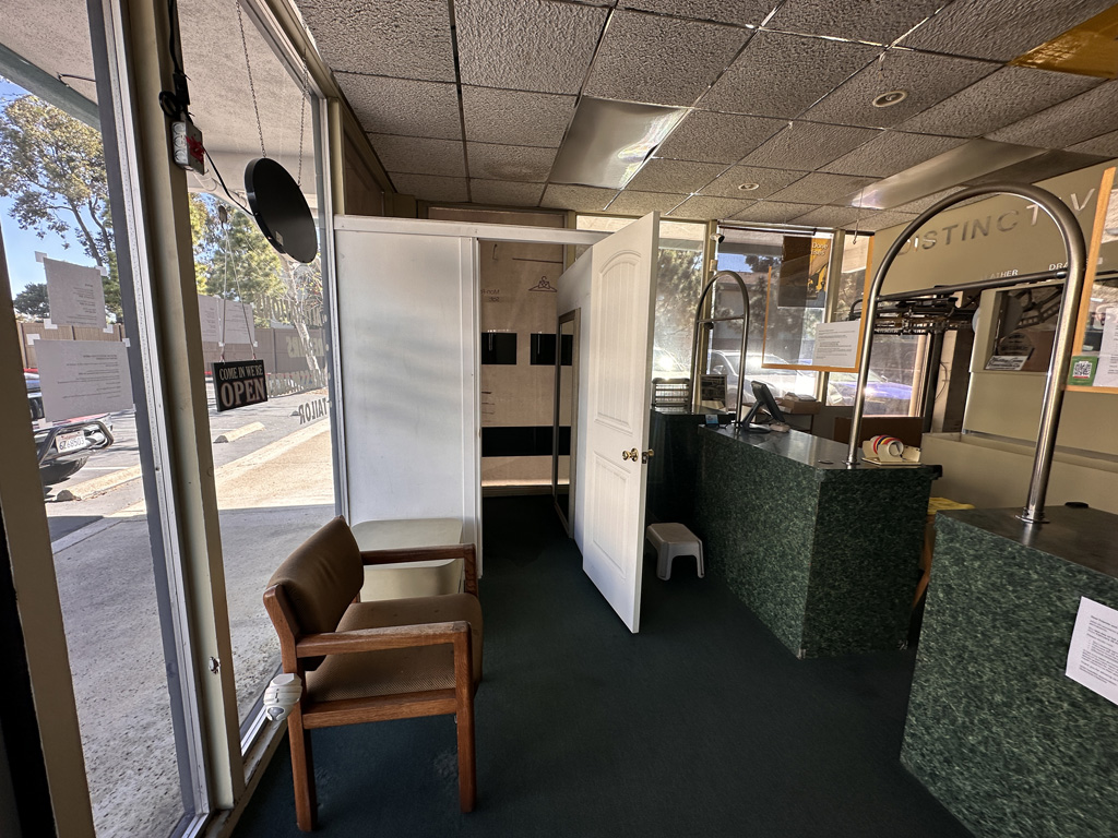 Commercial laundry equipment San Diego auction